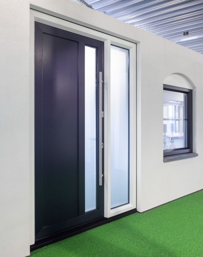 Showroom kunststof voordeur